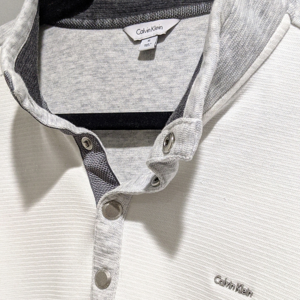 Calvin Klein- Pullover sweater